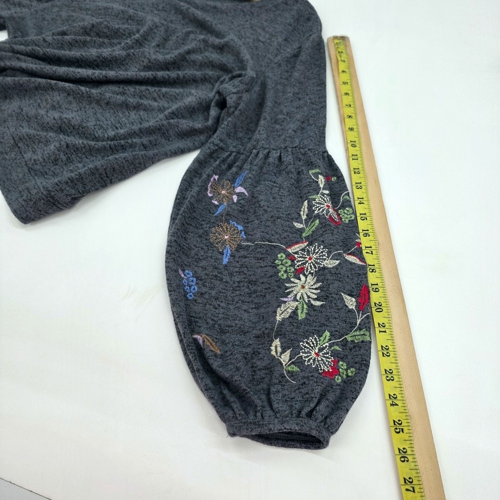 Time and Tru Womens XXL Charcoal Floral Embroidered Balloon Sleeve Knit Top - Picture 13 of 13